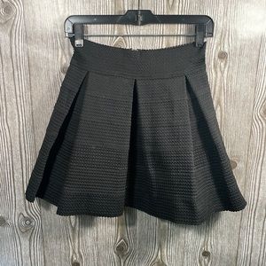 Black Textured Circle Skirt Sz L